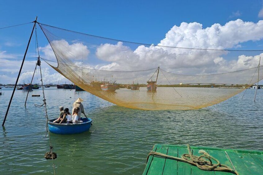 Hoi An craft villages and Tra Nhieu fishing village by bike/boat