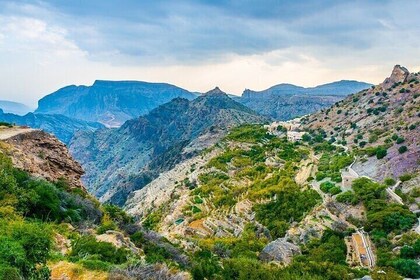 Full Day Trip to Nizwa and Jabal Akhdar from Muscat