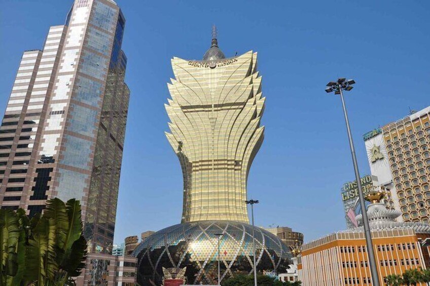 4 Hour Private Walking Tour with Guide in Macao
