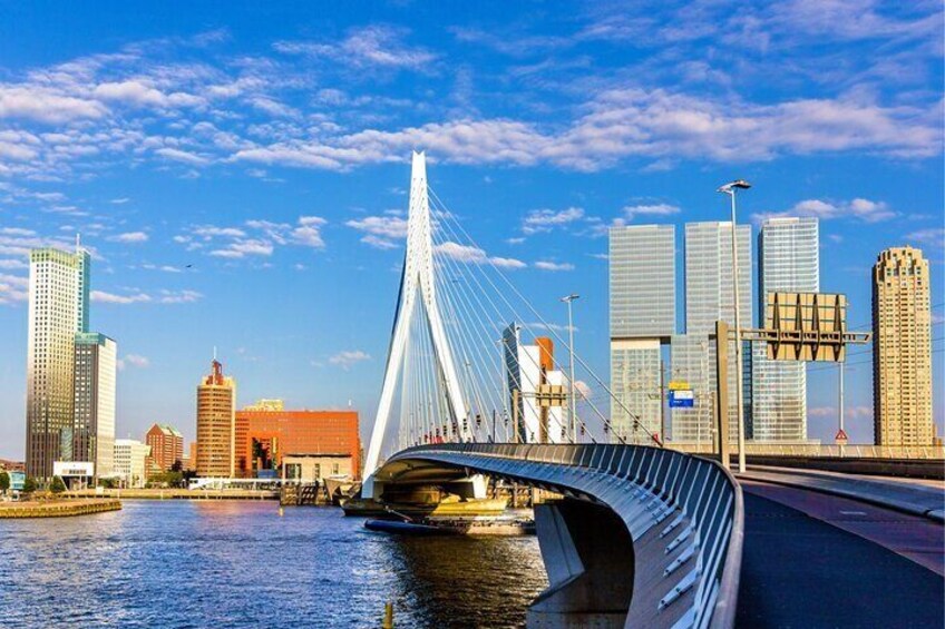 Rotterdam Scavenger Hunt and Highlights Self-Guided Tour