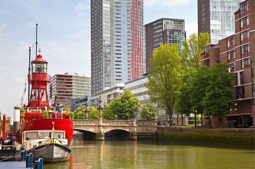 Rotterdam Scavenger Hunt and Highlights Self-Guided Tour