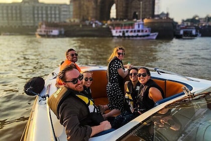 Elephanta Island Private Speedboat Tour from Mumbai - 6pax