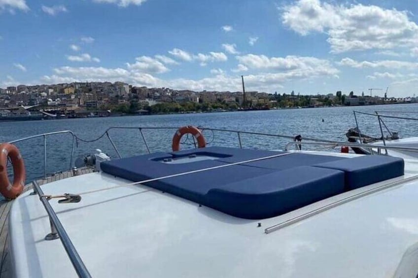 Istanbul Private Luxury Yacht on Bosphorus 14 Meter