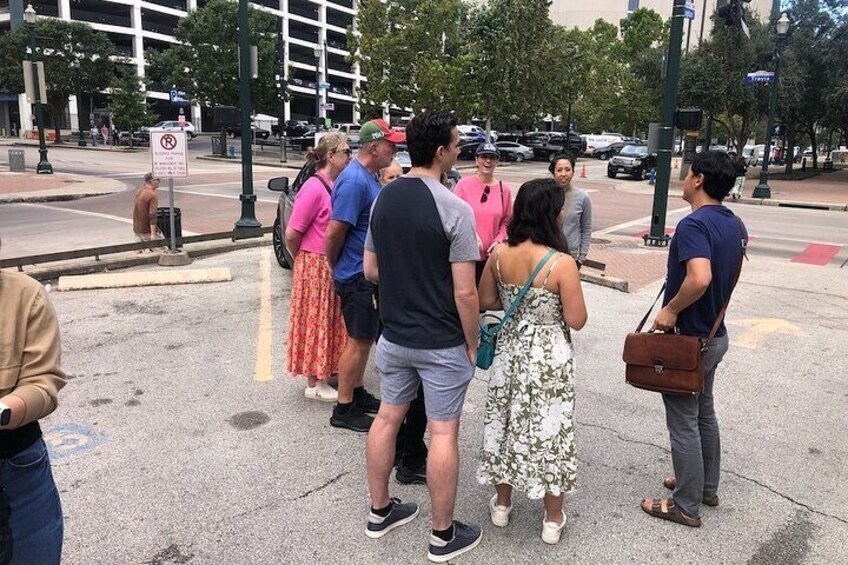 Free Walking Tour of Houston with Experienced Guide