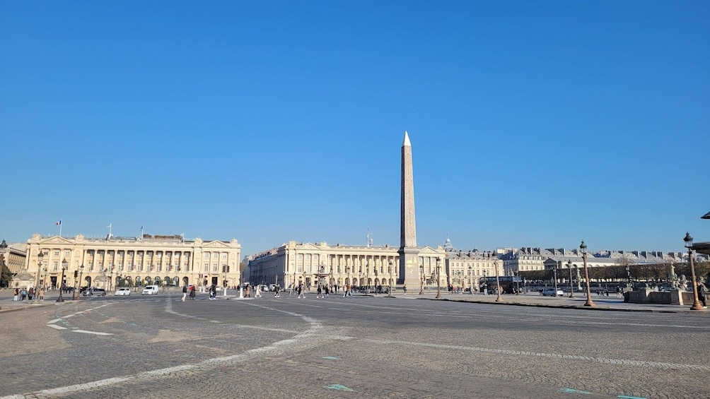 Paris: La Cinémathèque Française Ticket + In-App City Tour