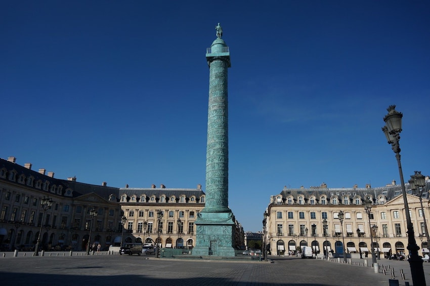 Paris: La Cinémathèque Française Ticket + In-App City Tour