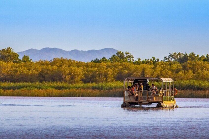 Full day KwaZulu Hluhluwe Imfolozi & ISimangaliso Wetland Tour