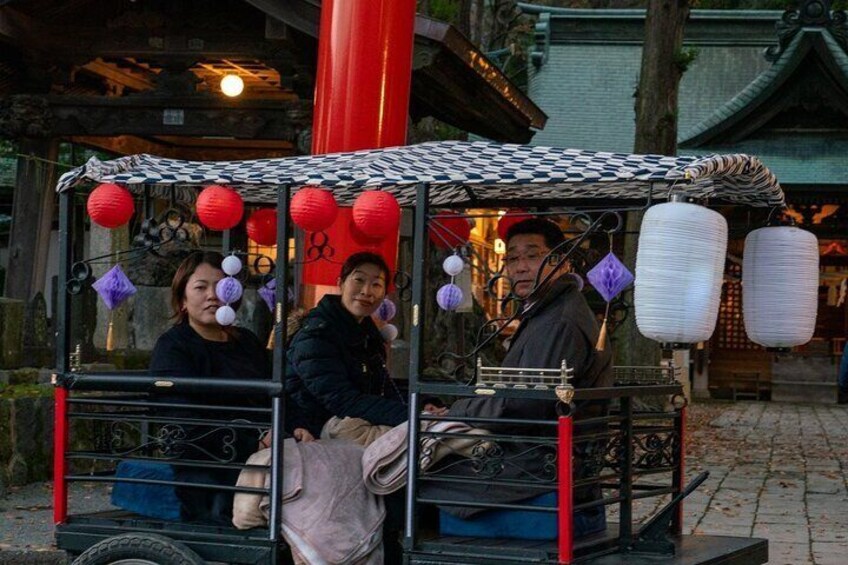 Cosy Horse Carriage Ride with Snowy Mt. Fuji Views 