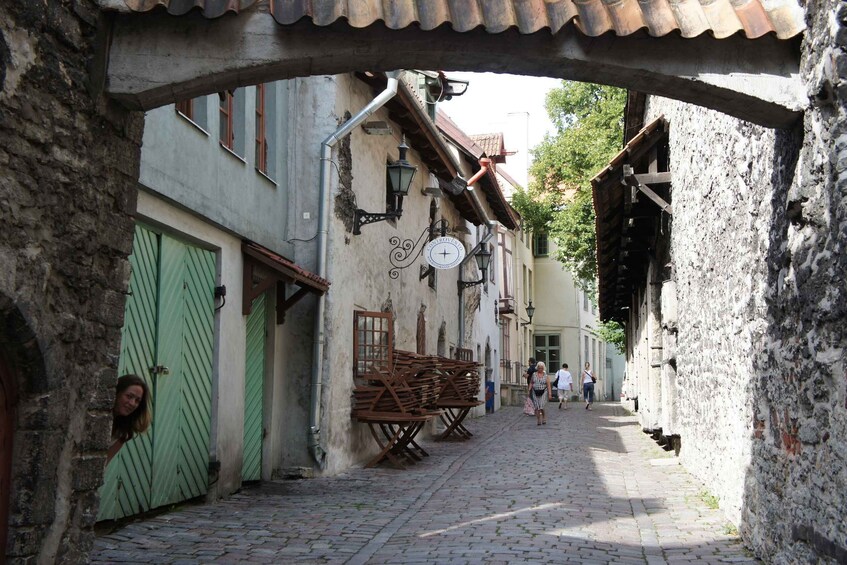Picture 5 for Activity From Helsinki: Guided Day Trip to Tallinn by Ferry & VIP Car