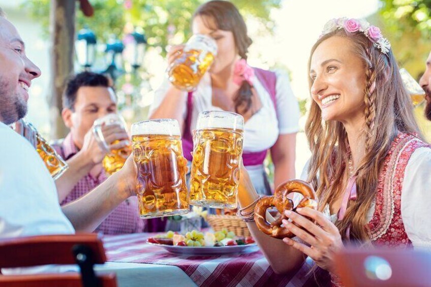 Munich: Beer Tasting and Oktoberfest Museum Private Tour