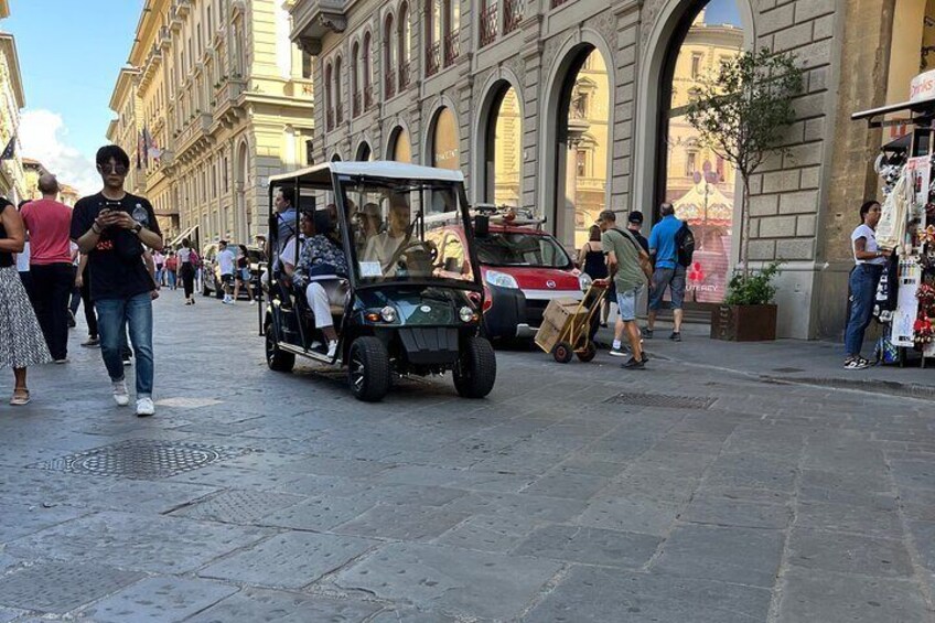 Panorama Golf Cart City Tours in the Center of Florence.