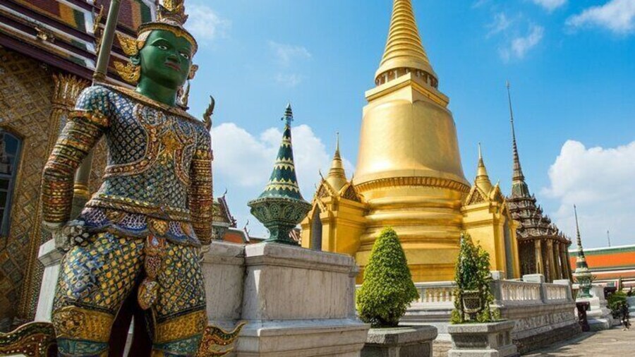 Bangkok 6hr Private Walking Tour with Government Licensed Guide