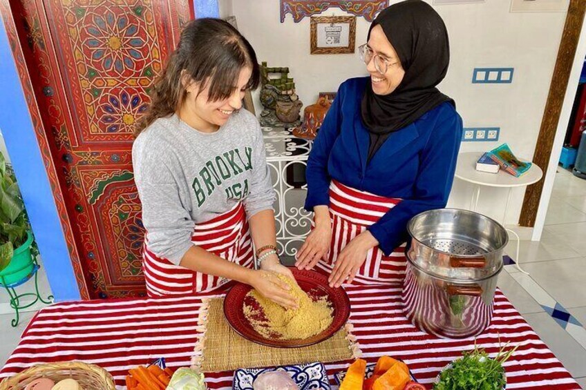 Moroccan Cooking Dinner Class with Local Family & Market Visit