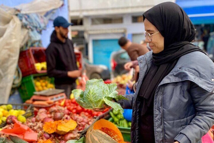 Moroccan Cooking Dinner Class with Local Family & Market Visit