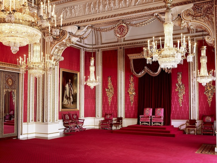 Buckingham Palace & Windsor Castle Full Day Tour