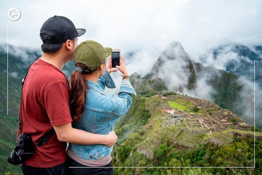 Machu Picchu 2 Day Bus Tour 