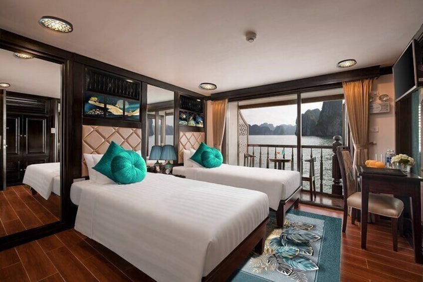 BEST SELLER - 3 Day 2 Night Halong Bay Cruise with All-Inclusive