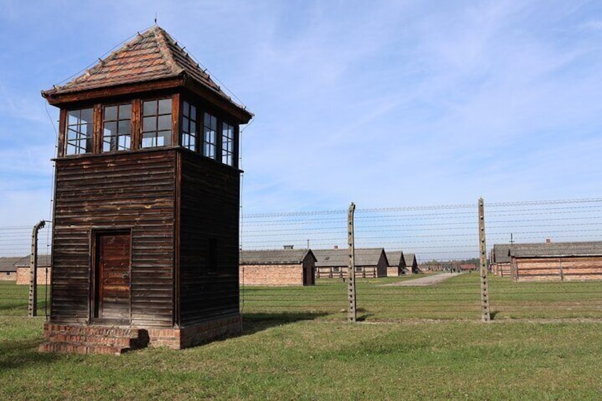 Auschwitz Birkenau Tour with Ticket and Private Transfer