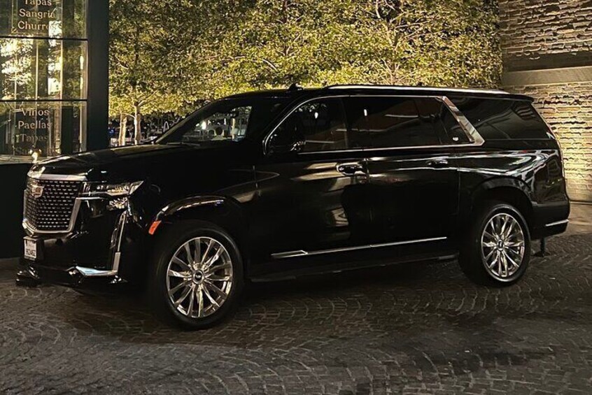 Airport Transfer & Private Events (Executive Chauffeur)