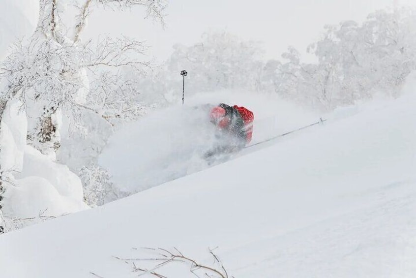 Kiroro Resort 6 Hrs Lift Pass and Round Trip Shuttle from Sapporo