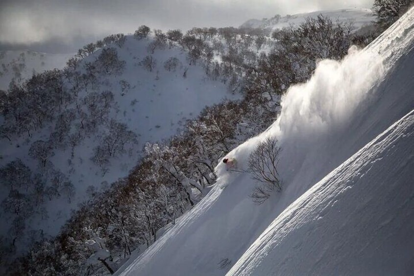 Kiroro Resort 6 Hrs Lift Pass and Round Trip Shuttle from Sapporo