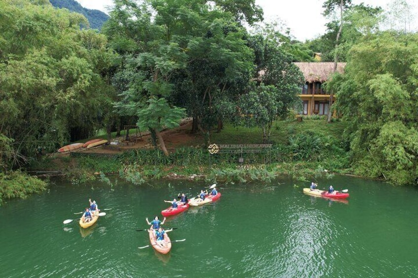 Kayaking in Da River