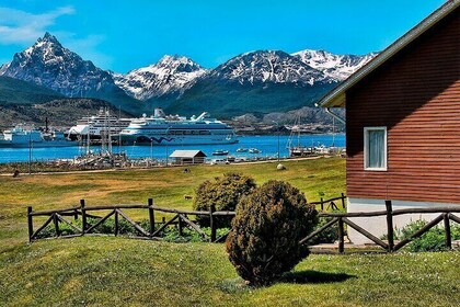 Cultural Circuit and Gastronomy Experience in Ushuaia