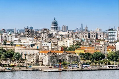 Private Custom Tour with a Local Guide Havana