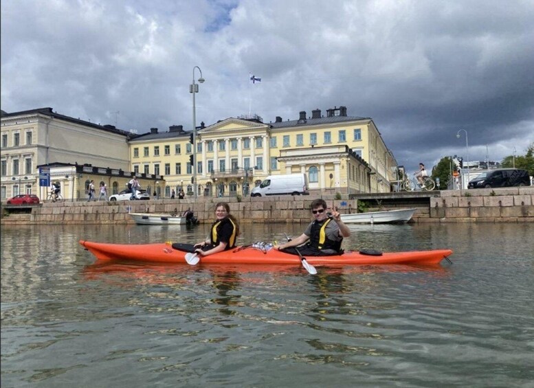 Picture 2 for Activity Helsinki: Helsinki City Sights - A kayaking tour!