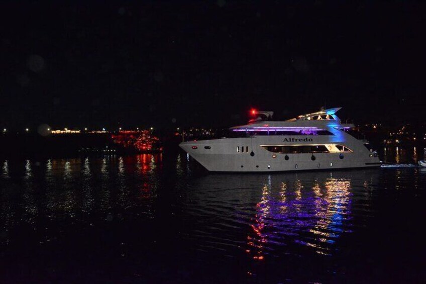 Dinner Cruise and Belly Dancer Party in Sharm El Sheikh