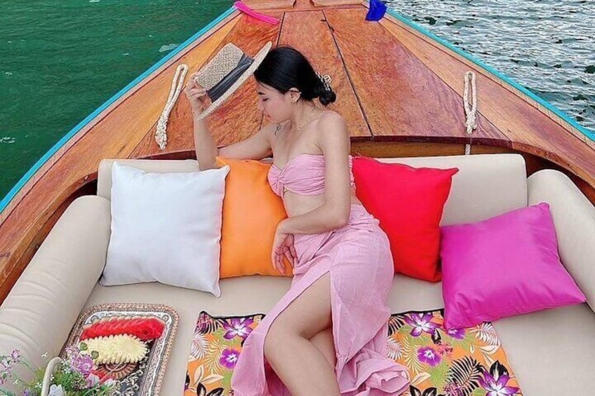 Private 4 Islands Boat Tour with Hong Island In Krabi