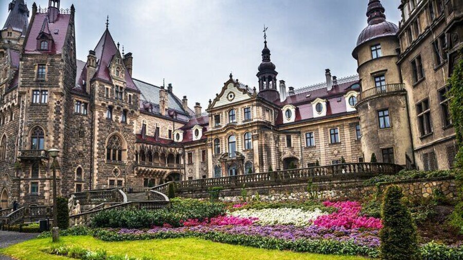 Krakow to Moszna Castle and Plawniowice Guided Tour by Car