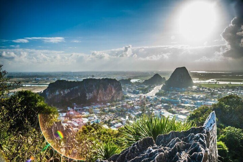 Discover Central Vietnam: 5-Day Top Attractions Tour