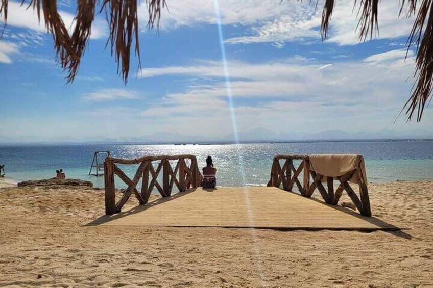 Magawish Island By Private Speedboat With Water Sports - Hurghada
