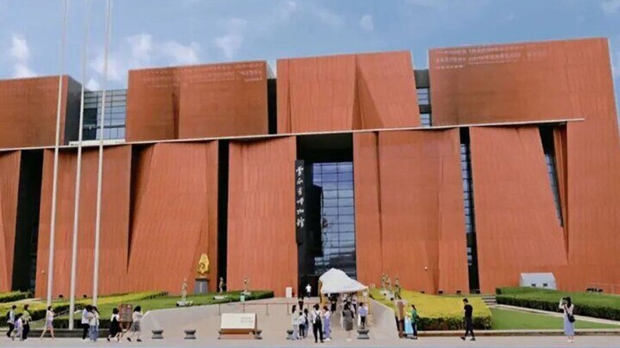 Kunming Yunnan Provincial Museum Private Tour