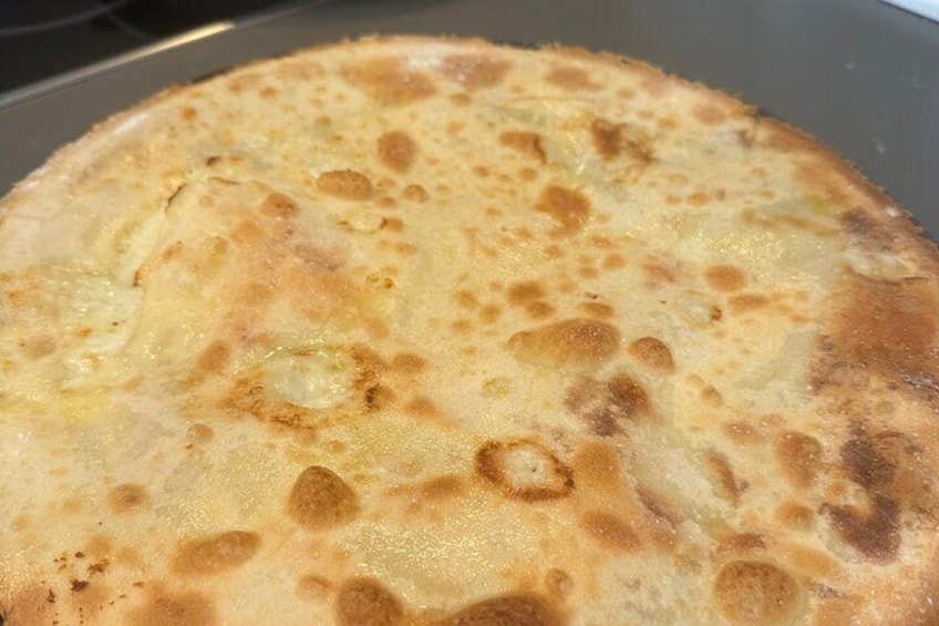 Cooking Class Focaccia Genovese and Pizza with Pesto and Prosecco