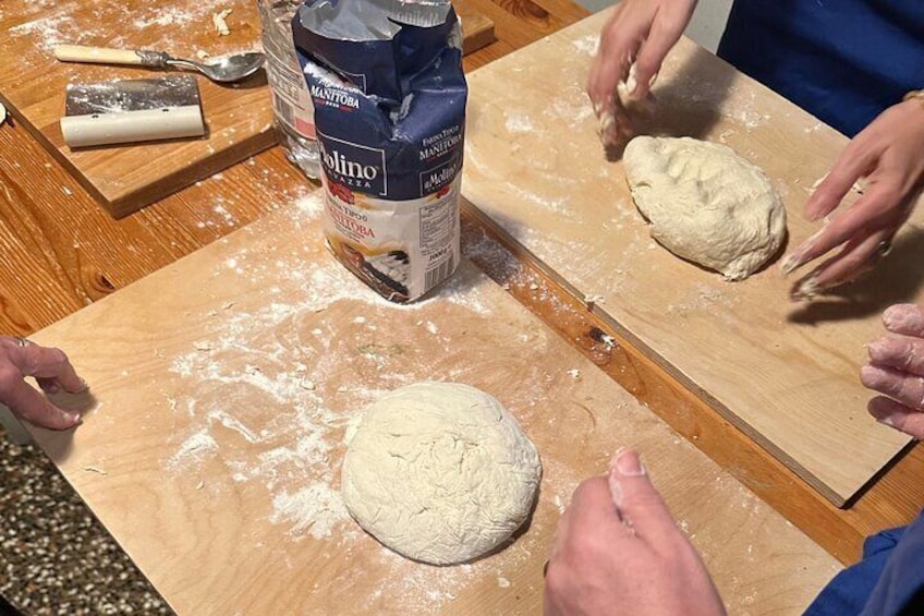 Cooking Class Focaccia Genovese and Pizza with Pesto and Prosecco