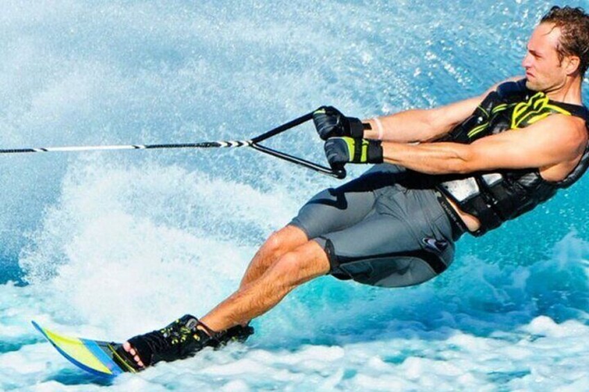Private Speedboat To Magawish Island With Parasailing - Hurghada