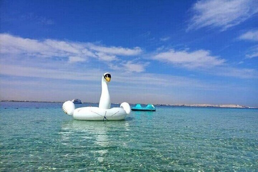 Private Speedboat To Magawish Island With Parasailing - Hurghada