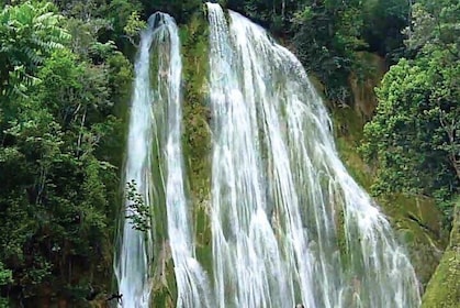Halbtägige Tour zum Wasserfall El Limon und Cayo Levantado mit Mittagessen