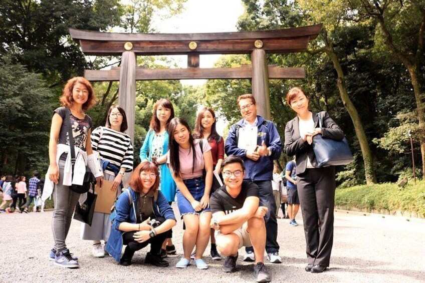 Tokyo: Shibuya Walking Tour with a Local Guide, Meiji Shrine