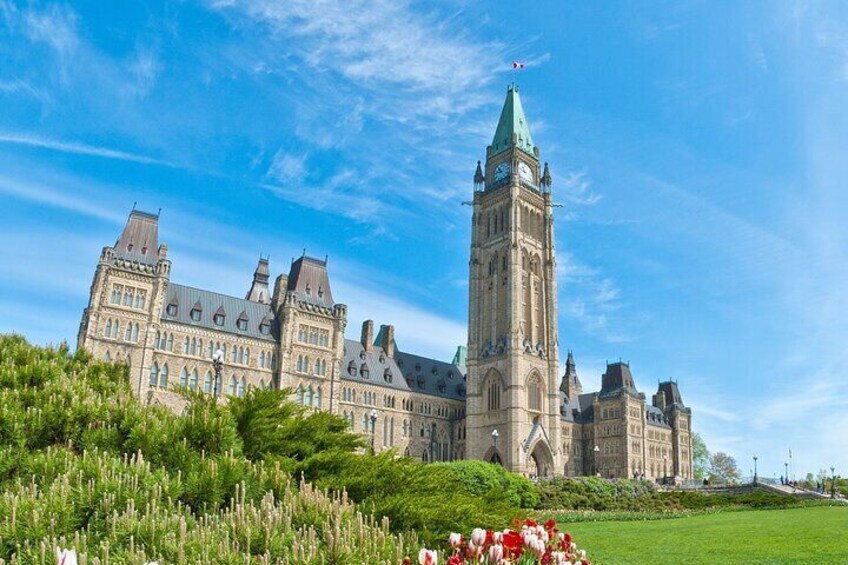 Discover Ottawa with a Local Guide Private Walking Tour