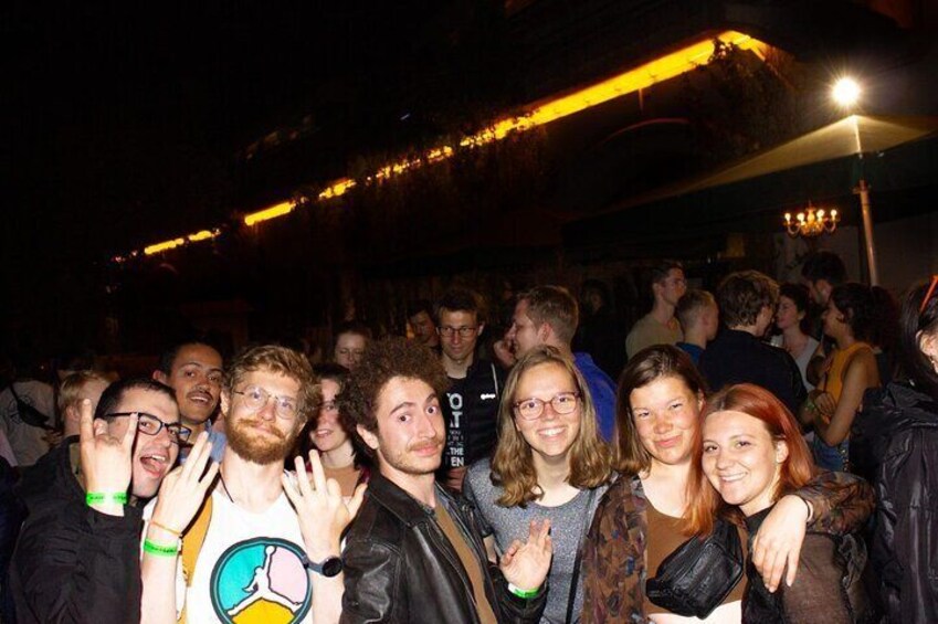 Original One80 Berlin Pub Crawl - 1.5 Hours Open Bar