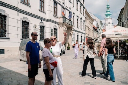 Visite privée de Bratislava avec transfert de Budapest à Vienne