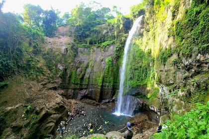 Mount Meru Arusha Napuru Waterfall Hike by Kingstone Asilia