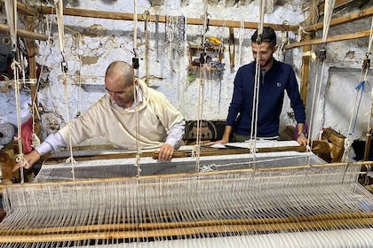 Private Traditional Wool Workshop with Local Artisans