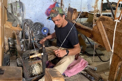 Private Traditional Wool Workshop with Local Artisans