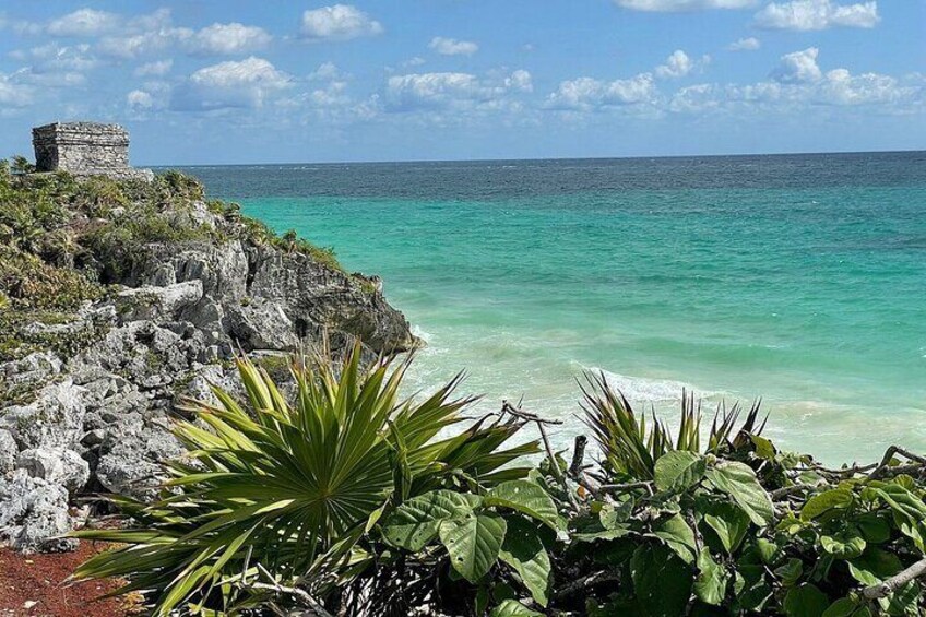 Discover the Mystical Tulum Ruins with a Certified Federal Guide