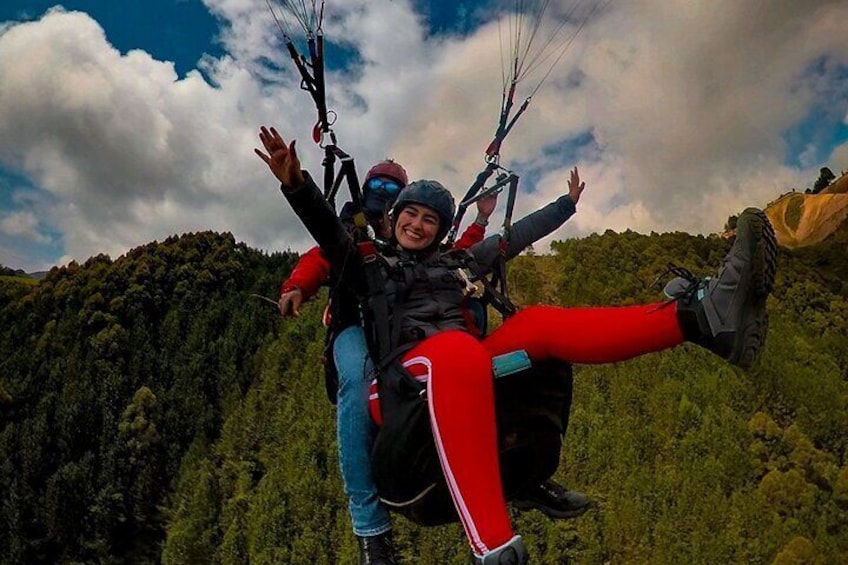 Paragliding in Medellin 15 minutes