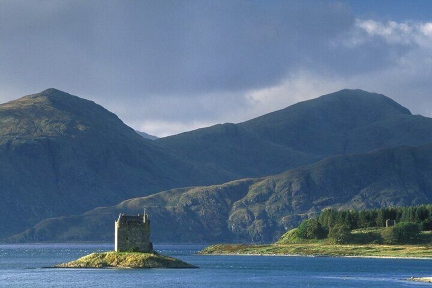 Full-Day Oban Castles and Glencoe Guided Tour from Glasgow